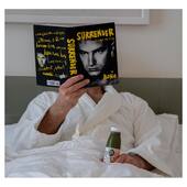 In bed with Bono - perfect time for a juice.
A great read for U2 fans and a brilliant gift idea for anyone this Christmas. Drop into your local bookshop and support a local business.
@u2 
📸@enhancelifestyles
#therawjuicecompany #therawjuicecompanyireland #surrendermemoir #localirishbusiness #irishbookstagram #greenjuice #surewhatelsewouldyoubedoing #championgreen